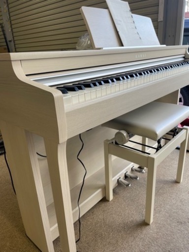 KAWAI CN29A 2021年製のほぼ新品　ホワイトメープル電子ピアノ高年式88鍵盤