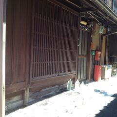 路地奥京町家を改装したシェアハウスです。洋室京間4.5畳を3万円...