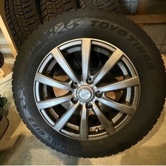 【取引完了】215/60R 16トーヨータイヤ スタッドレス ホイールセット