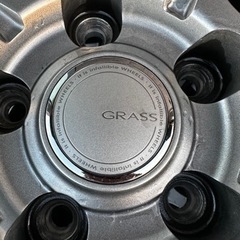 バリ溝！冬タイヤセット 215/60R16