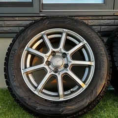 バリ溝！冬タイヤセット 215/60R16