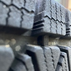 スタッドレスタイヤ・ホイール４本 ブリヂストン215 70R16