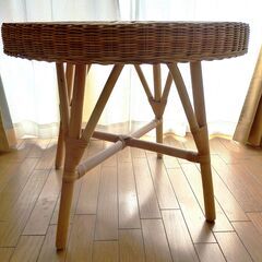 【￥0あげます】籐　ラタンテーブル・椅子