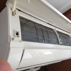 エアコン工事は安心の電気工事士にお任せ♪大型2.8k10畳