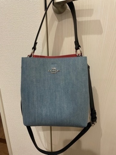新品　コーチ