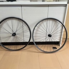 ロードバイクアルミホイール　SHIMANO11速+スプロケ付