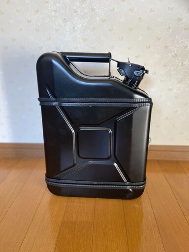 スロバキア生まれの「Jerry Can Bar」Black