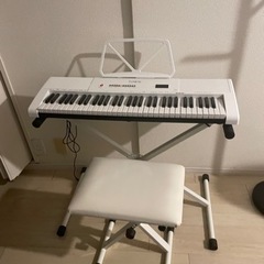 電子ピアノ　台、椅子付き