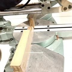 SOLD OUT！電動工具◆HITACHI 日立工機◆216mm 卓上スライド丸のこ C8FB2 中古動作品 新品チップソー付き