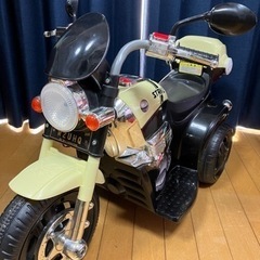 子供用　3輪電動バイク