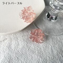 フラワー/イヤークリップイヤリング（新品）※ピアスではありません。