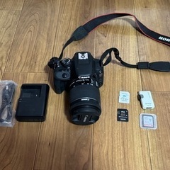 Canon カメラ SDカードセットお譲りします。値下げ不可