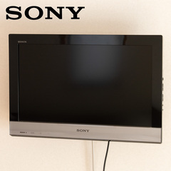 SONY　BRAVIA　液晶テレビ　22型　壁掛けユニット付き　ソニー