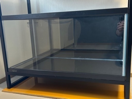 90cm水槽　ほぼ新品　GEXマリーナ900 付属の新品ガラス蓋2枚あります