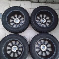 中古スタッドレスタイヤ、ホイール4本セット 215/60R16