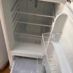 冷蔵庫52 Hisense 2017年製 大阪市内 配達設置無料 保管場所での
