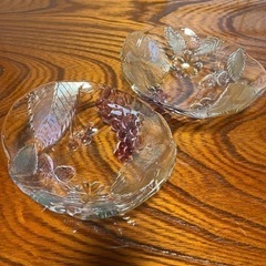 ガラス皿　フルーツ柄2枚セット《未使用》