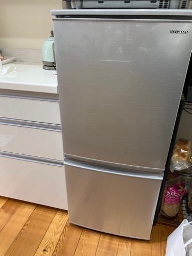 現役の冷蔵庫✨2018年製