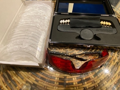 ホワイトニング機器 卓上型ホワイトニングLED照射器（セルフ