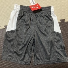 新品タグ付✨PUMA✨ハーフパンツ✨US6（120サイズ相当）