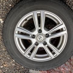 セレナ☆スタッドレスタイヤ☆195/65R15☆4本セット☆値引きします。