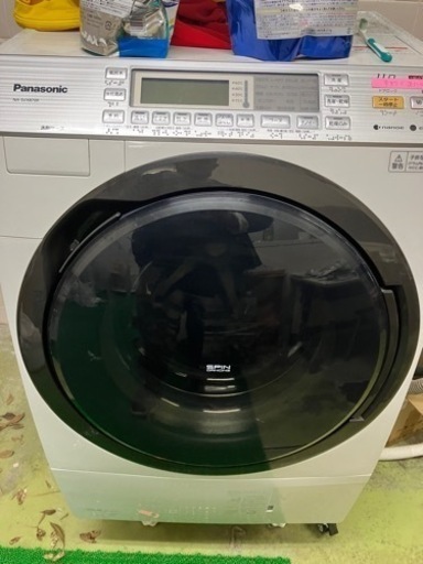 ドラム式洗濯機11kg/6kgです。