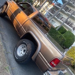 ダッジラムトラック1500 トノカバー