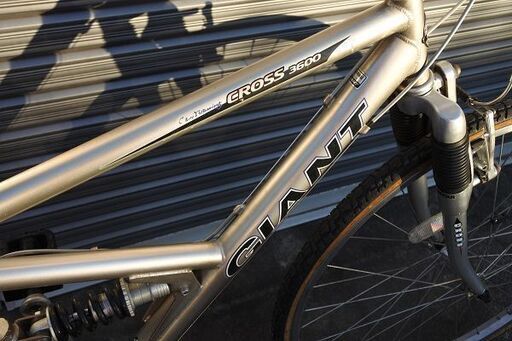 GIANT(ジャイアント)】CROSS 3600日常のアシ自転車に！格安 (ねこ  