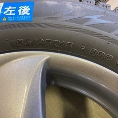 スタッドレスタイヤ　185/65R15  美品