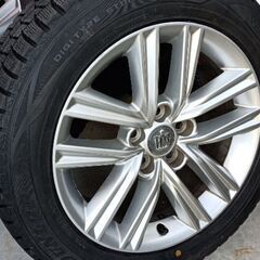 210系クラウンアスリート用スタッドレスタイヤ 最終値下げ210系クラウンアスリートスタッドレスタイヤ