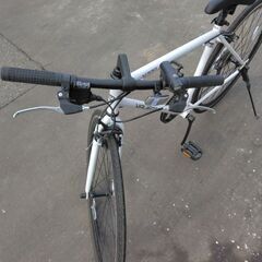 Valiente V700 クロスバイク 16800円 🔁6段切替 💡ライト付 安心の新規防犯登録料込み 916