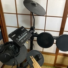 ☆受渡し決定しました【ヤマハ電子ドラム】スティック・チェア付すぐ 