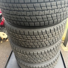 225/65/17スタッドレスタイヤ