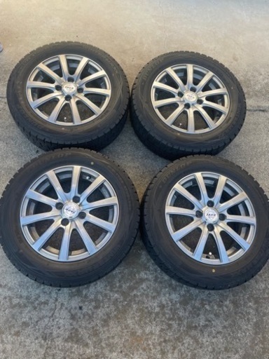 スタッドレスタイヤ4本セット　175/65R14 アクア