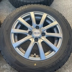 スタッドレスタイヤ4本セット 175/65R14 アクア