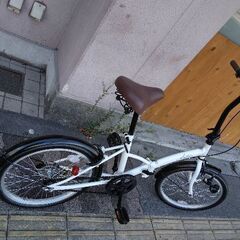 自転車本体 Axton Folding Bike 200 美品☆折り畳み自転車 20インチ AXTON Folding bike 200 ホワイト/白