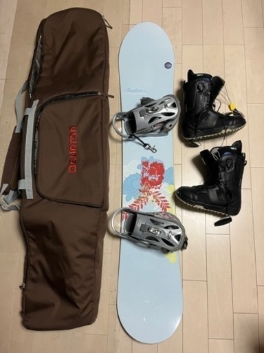 【交渉中です】レディース⭐️Burton⭐️スノーボード一式　ボード、ビンディング、ブーツ、バッグ4点セット