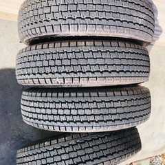 冬タイヤ 145R12 LT軽自動車用ブリヂストン製スタッドレス 4本組