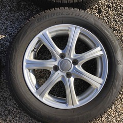 【値下げ】ブリヂストンスタッドレスタイヤ15インチ（ホイール付き／ナット付き）