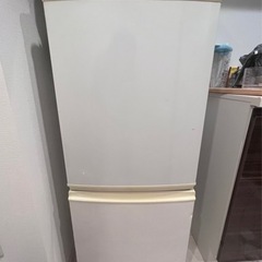 冷蔵庫　Sharp SJ-614　0円
