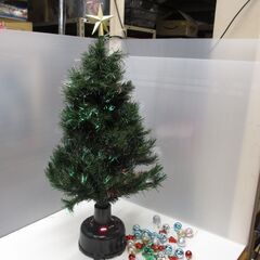 クリスマスツリー　高さ：約90cm