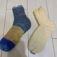 手編みの靴下　2足