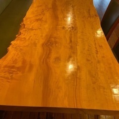 【ネット決済】樹齢400年 トチの木 一枚板テーブル【最終値下げ】