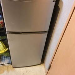 2段の冷蔵庫