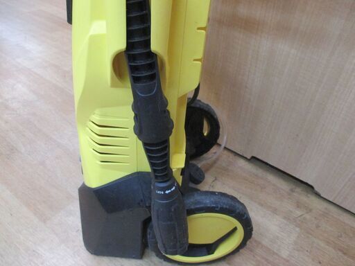 ケルヒャー 型番不明 高圧洗浄機 中古品 ホース/ガン付 【ハンズクラフト宜野湾店】 ケルヒャー 型番不明 高圧洗浄機 中古品 ホース/ガン付 【ハンズ