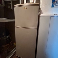 決まりました　　日立　冷蔵庫　お譲りします。