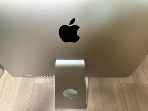 【引き取りに来れる方限定】iMac (21.5-inch, Late 2013)