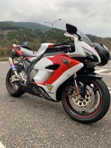 CBR1000RR SC57 前期 フルパワー サイクロン号仕様