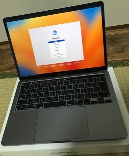 MacBook Pro 13インチ　M2搭載　‘22モデル