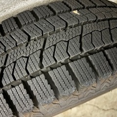 値下げ、状態良!!NOTEにつけてました!!スタッドレスタイヤ185/70R14 値下げ、状態良!!NOTEにつけてました!!スタッドレスタイヤ185/70R14